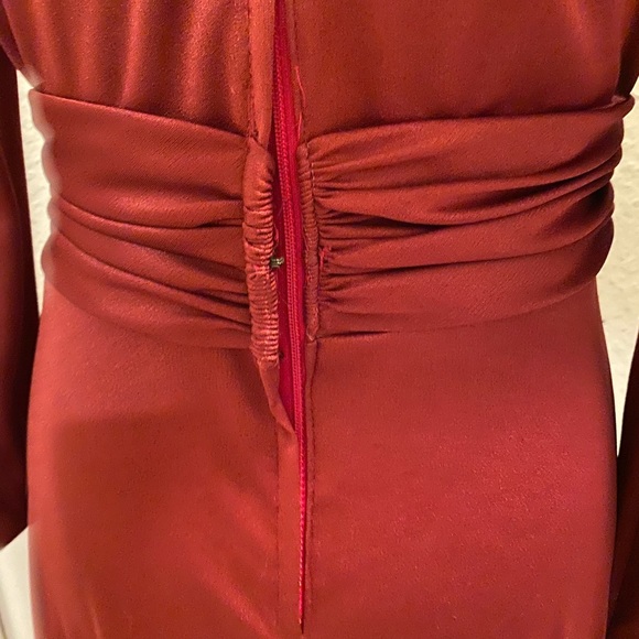 1970s Vintage full length evening dress - Picture 3 of 13